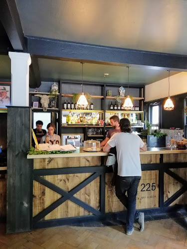 Comments and reviews of Restobar Route 225