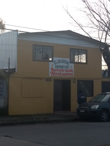 Opinii despre Club Deportivo Mercado Unido în Chillán - Gastronomía y hostelería