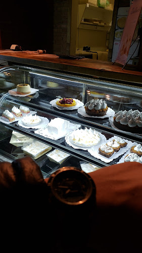 Empanadas Las Hermanas Phone number