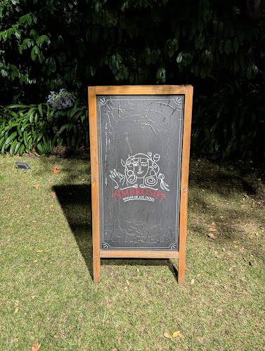 Comments and reviews of Ambrosia Restaurant