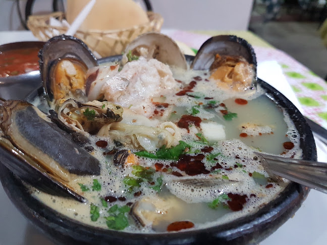 Restaurant Y Marisqueria Clarita Phone number