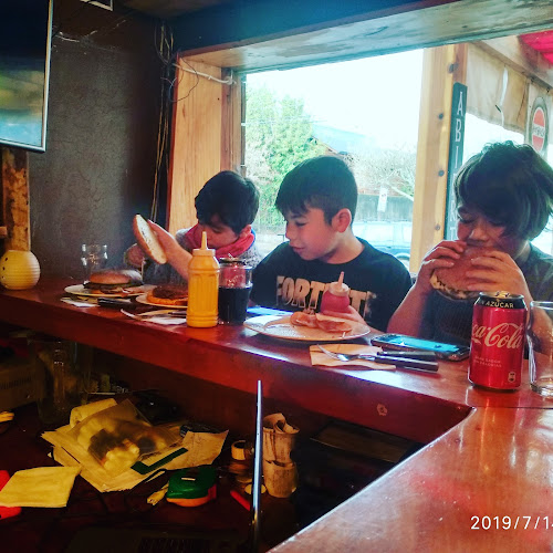 Gral. Urrutia 324, 4920000 Pucon, Pucón, Araucanía