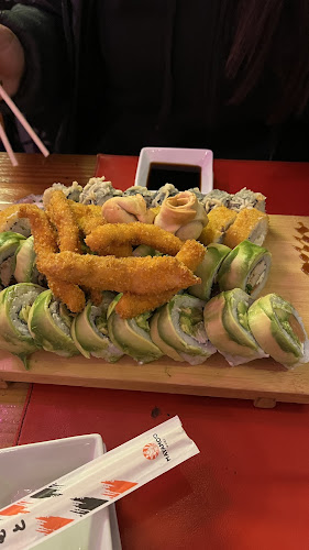 Opinii despre Ookii Lounge Bar & Gourmet Sushi în Hualpén - Gastronomía y hostelería