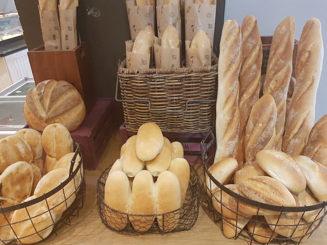 Comments and reviews of Lo Saldes Paseo Los Dominicos