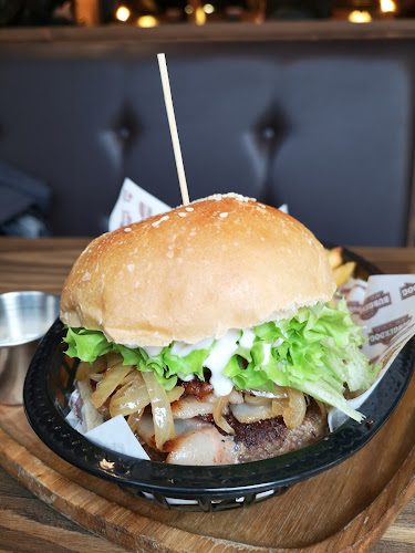 Burgerdog Open Times