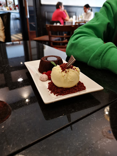 Opinii despre IL PAPARAZZO RISTORANTE & WINEBAR în Valparaíso - Gastronomía y hostelería