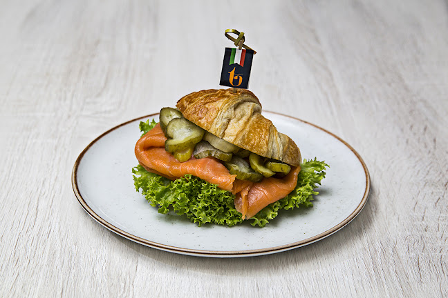 Comentarii opinii despre Cafeteria Tavelli La Reina