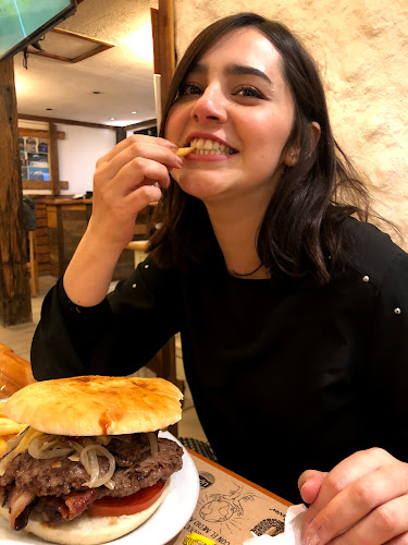 Av. Bernardo O'Higgins 619 A, 4920000 Pucon, Pucón, Araucanía