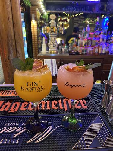 The Travellers Resto Bar - Gastronomía y hostelería