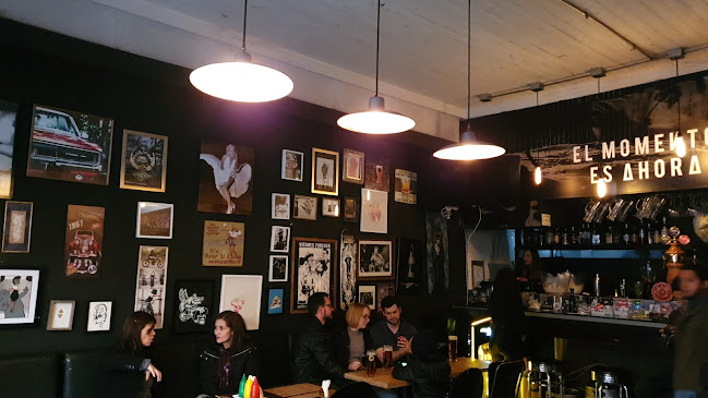 Opinii despre My Friend's Pub & Bar în Providencia - Gastronomía y hostelería