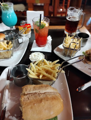 Mecharon de Casa - Estación Central