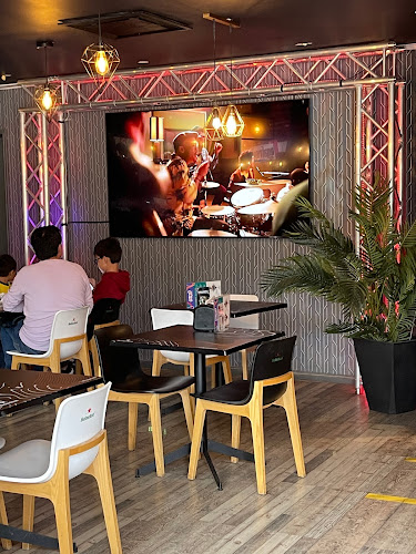 Hollywood Experience Reñaca