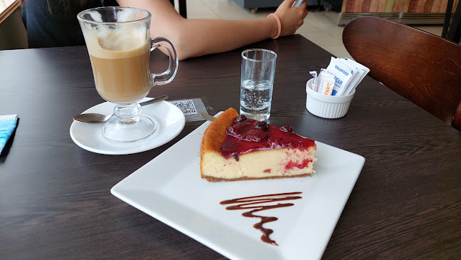 Amaretto Cafetería y Pastelería - Gastronomía y hostelería