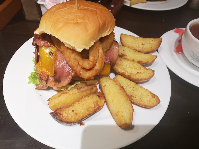 Mamut Antofagasta - Gastronomía y hostelería