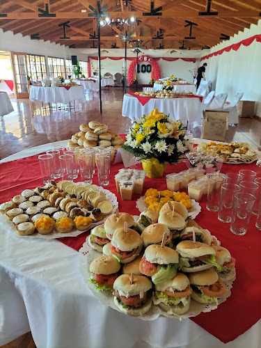 Opinii despre Restaurant Socorros Mutuos în Cauquenes - Gastronomía y hostelería