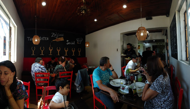 Comentarii opinii despre Restaurante Zinfandel