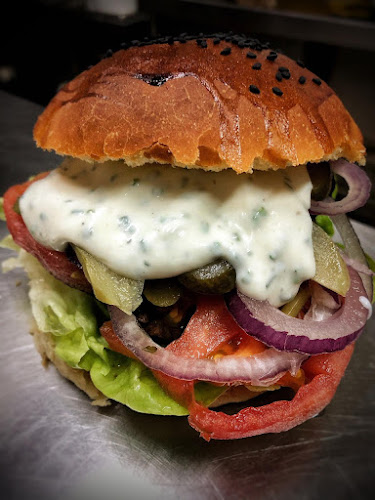 La Junta Sanguchería - Gastronomía y hostelería