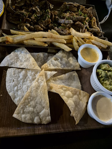 VIEJO SAMU´S RESTAURANT Open Times