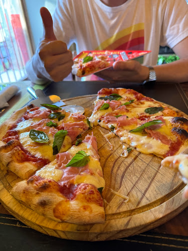 Opinii despre Pizzería y Restobar Di María - San Felipe în San Felipe - Gastronomía y hostelería