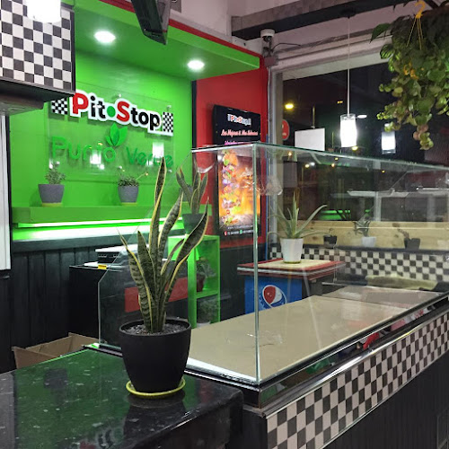 Comments and reviews of PitStop Pizza & Pollo