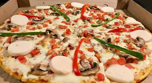 Reviews of PIZZERIA DON CHEE in Maipú - Gastronomía y hostelería