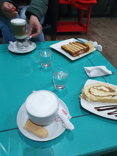 Comentarii opinii despre Cafeteria Entre Artes