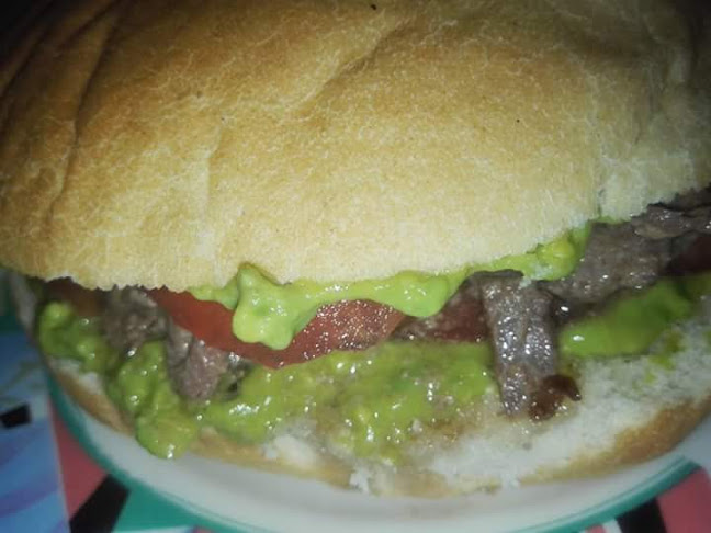 Comida Rapida Nenita - Monte Aguila