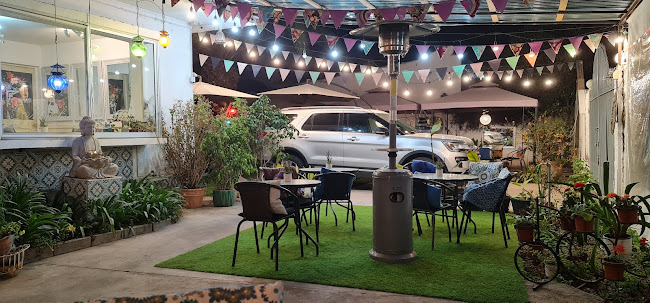 Café Monalisa Open Times