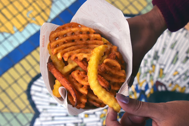 Fries and Bites - Las Condes
