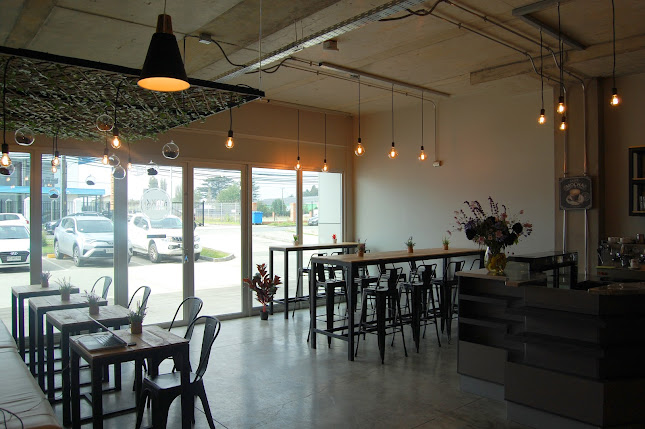 Makki Coffee and Lunch