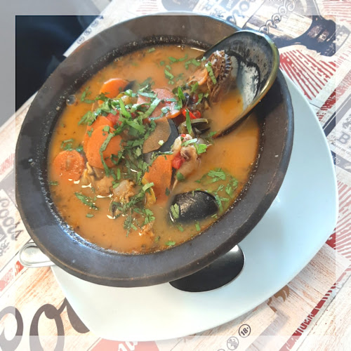 Luis Cruz Martínez 1441, 3380000 Molina, Maule