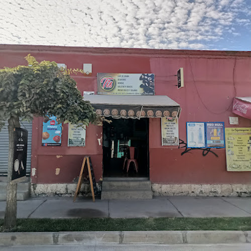 Opinii despre Tis Store & Coffee în Colina - Gastronomía y hostelería