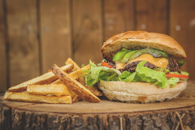 Av. Diego Portales 313, 3130000 Santa Cruz, O'Higgins