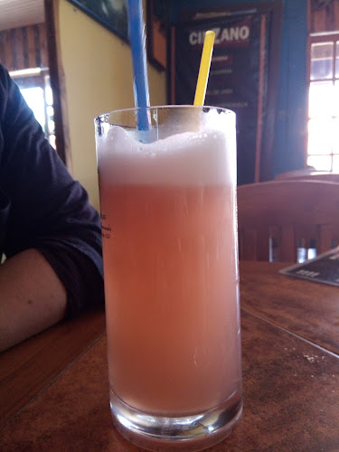 Opinii despre Cinzano Bar - Restaurant în Pichilemu - Gastronomía y hostelería