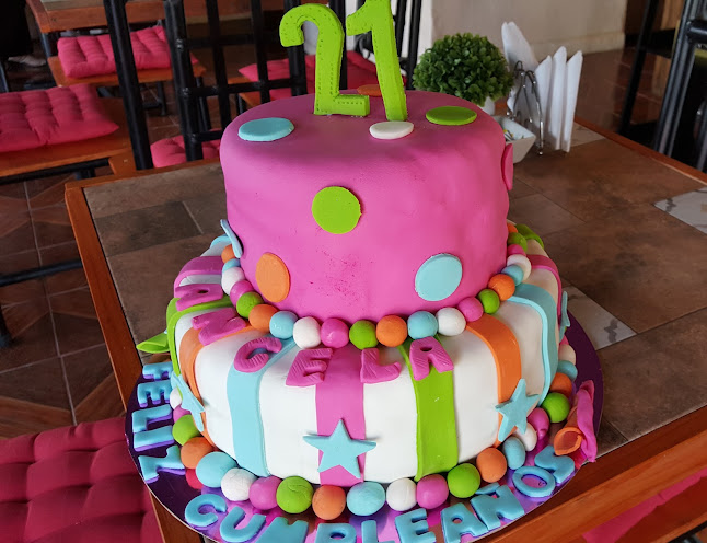 Pastelería y Cafetería Dolce Nonna Open Times