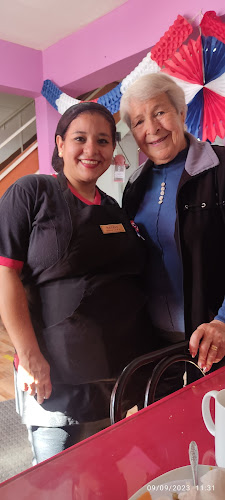 Unidad Vecinal N° 45 Tarapacá Sur - Gastronomía y hostelería