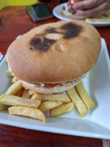 Opinii despre Cocinería Las Gemelas în Osorno - Gastronomía y hostelería