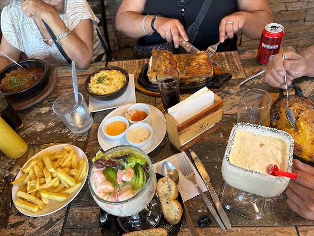 Opinii despre La Previa Criolla în Lo Prado - Gastronomía y hostelería