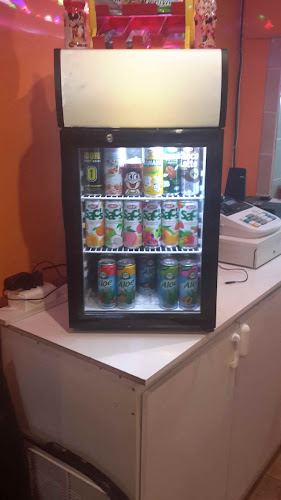 Opinii despre Hamburguesería bajon del taz în Maipú - Gastronomía y hostelería