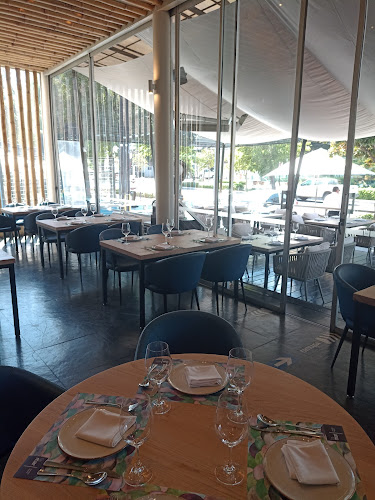 Comments and reviews of La Mar