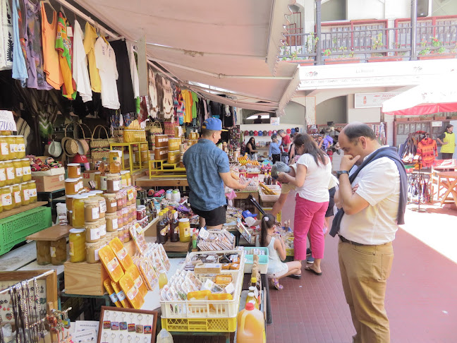 Comments and reviews of La Recova