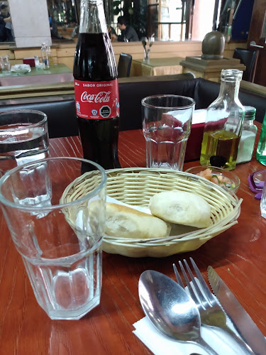 Teatinos 394, 8340618 Santiago, Región Metropolitana