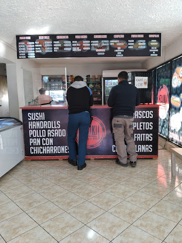 Taiki comida al paso