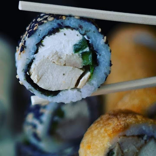 ay-que-rico-sushi.negocio.site