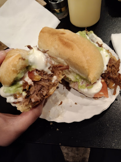 "El Cebolla Tapia"