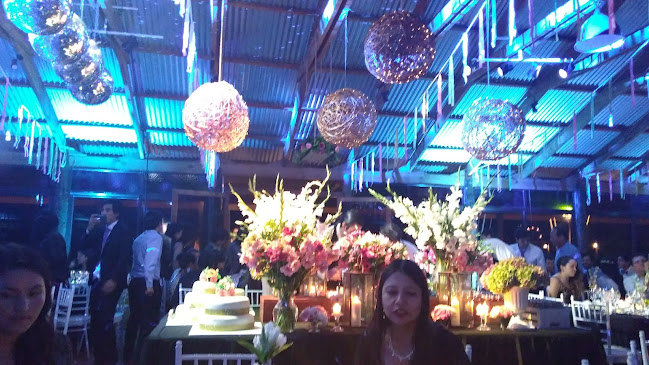 Comments and reviews of Centro de Eventos La Trilla