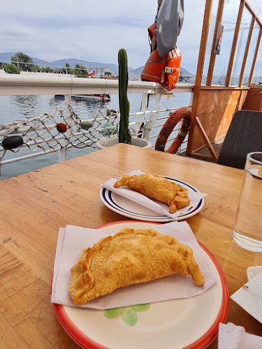 Caleta de Guayacán - Gastronomía y hostelería