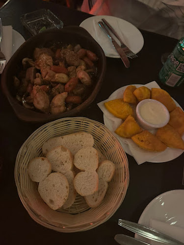 Opinii despre La Destilería Bar în Ñuñoa - Gastronomía y hostelería