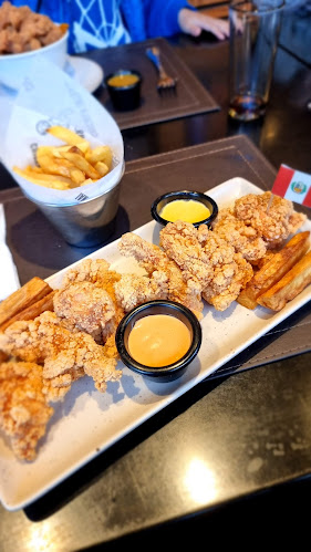 Opinii despre Chicken International Restaurant în Santiago - Gastronomía y hostelería