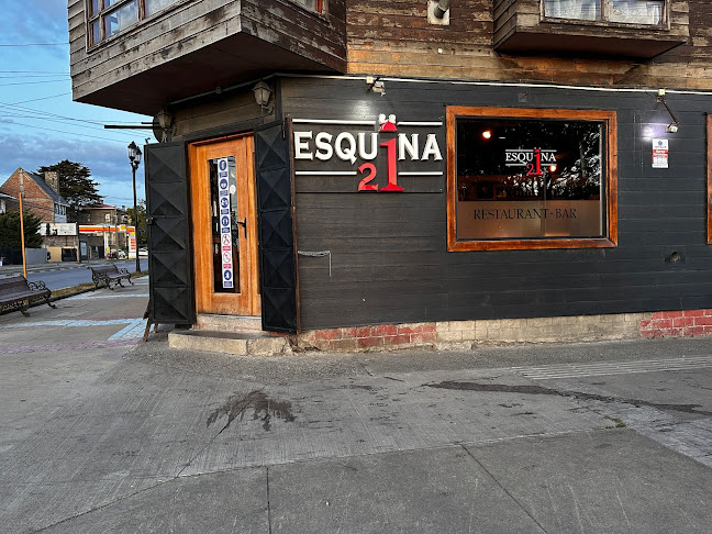 Esquina 21